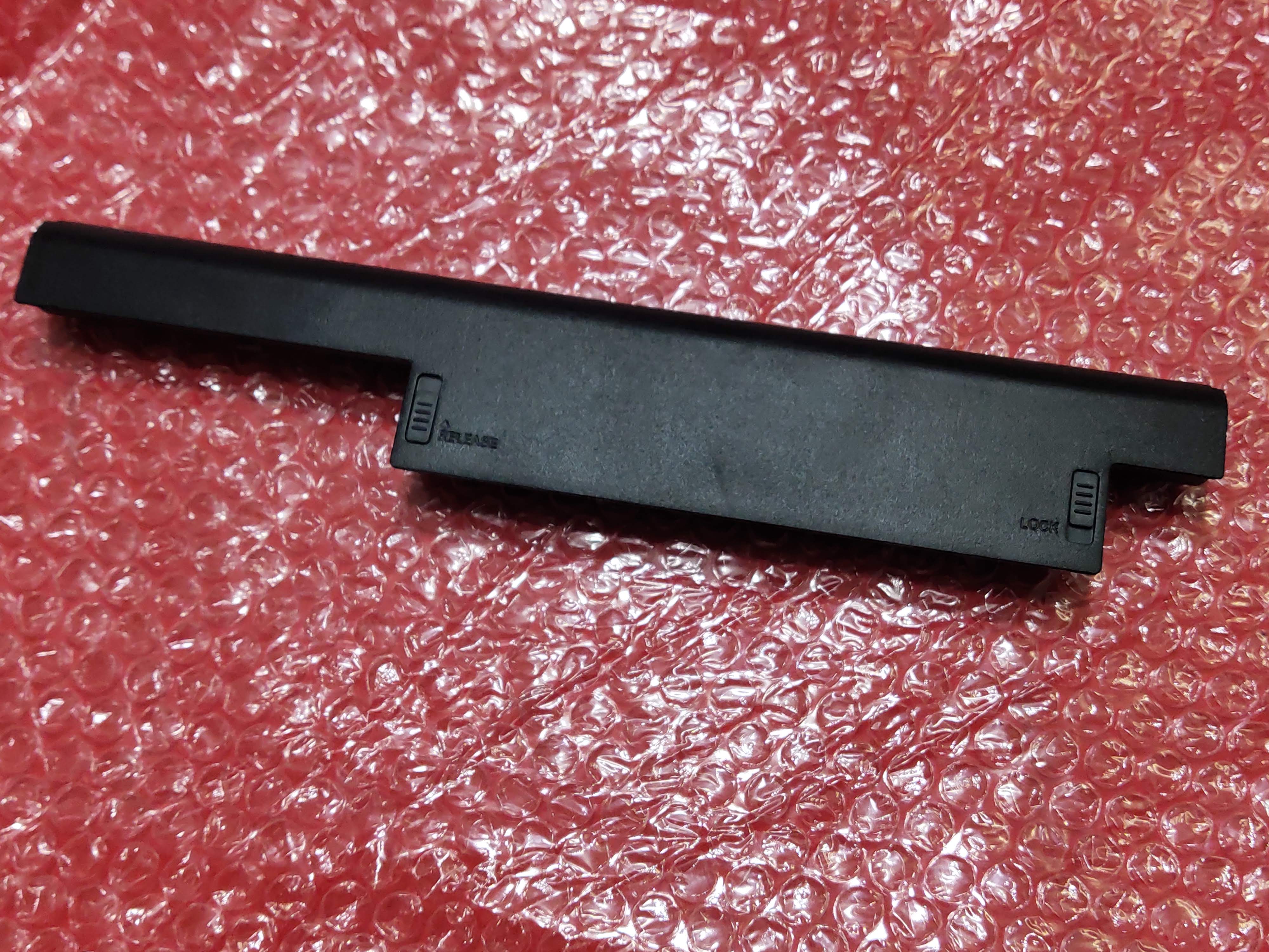Pin dùng cho laptop Sony VPC-EF22FX/BI